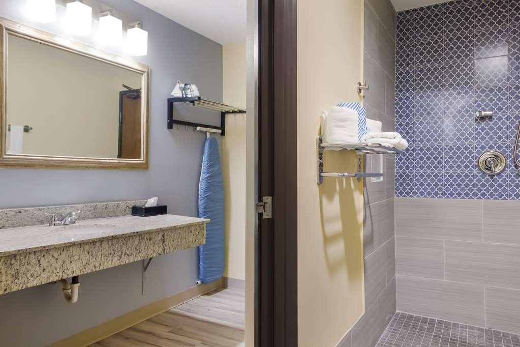 Rodeway Inn Houston North Greenspoint Szoba fotó